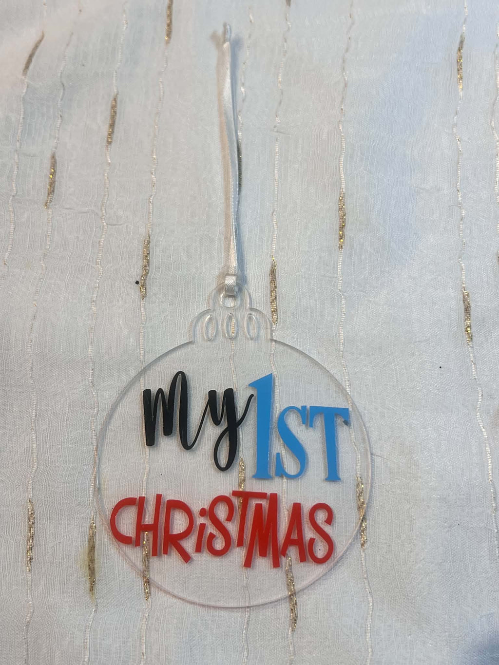 3in round vinyl ornament single sided