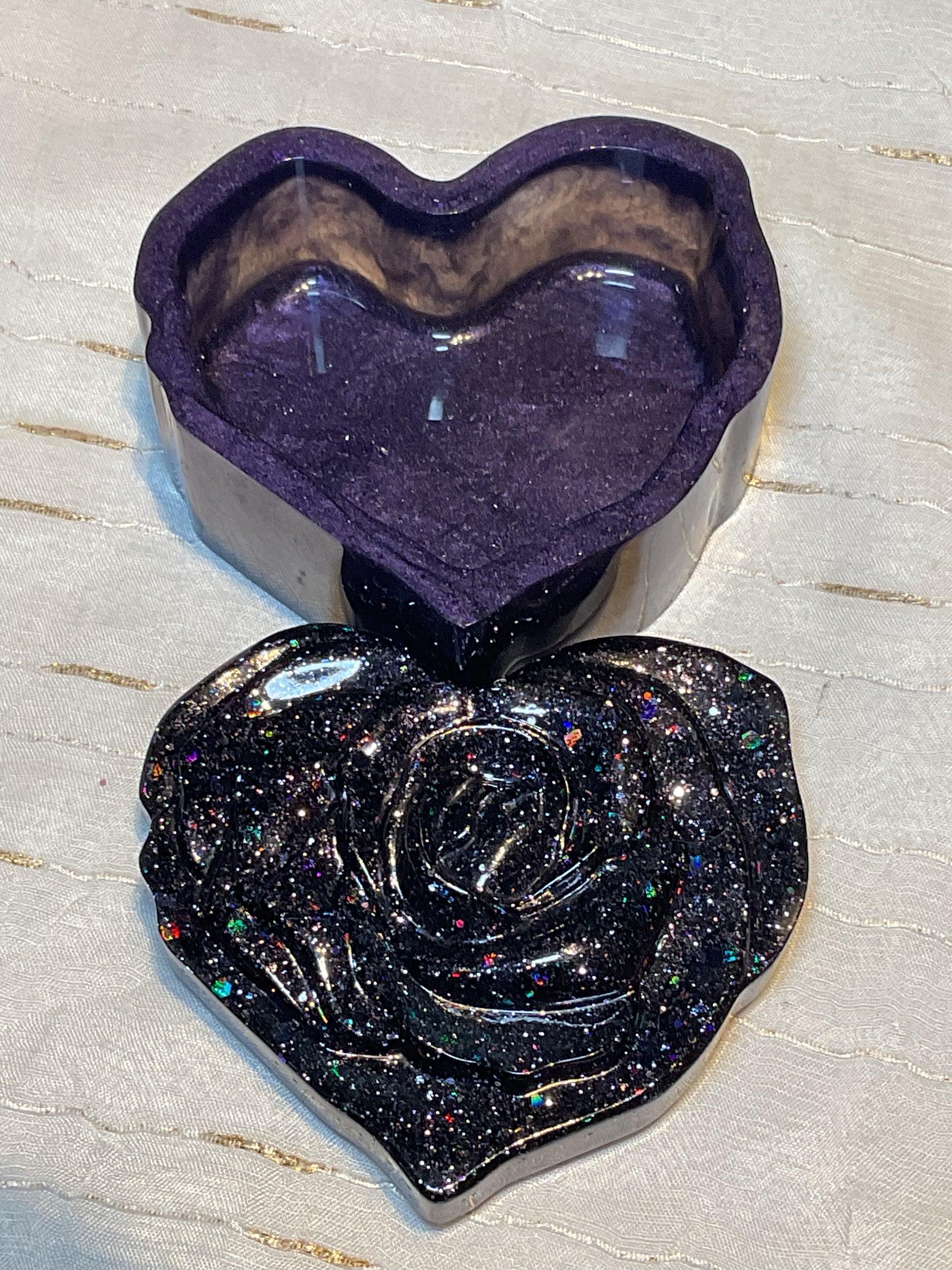 Heart Trinkets - Purple with glitter lid