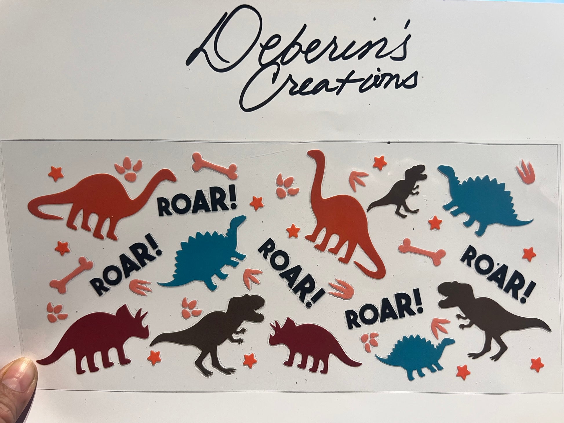 Dinosaurs - Multicolored ROAR