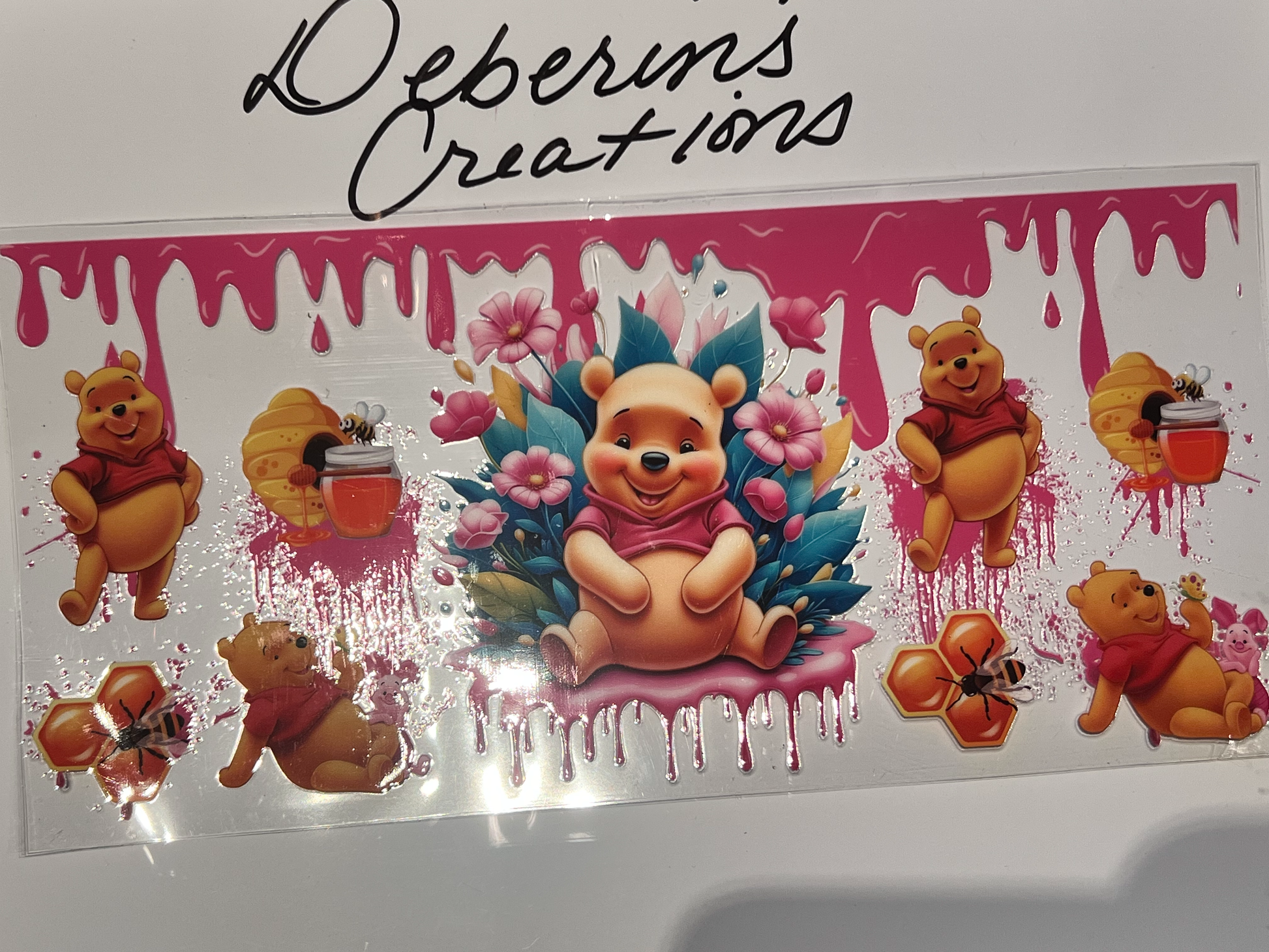 Character - Pooh pink drip