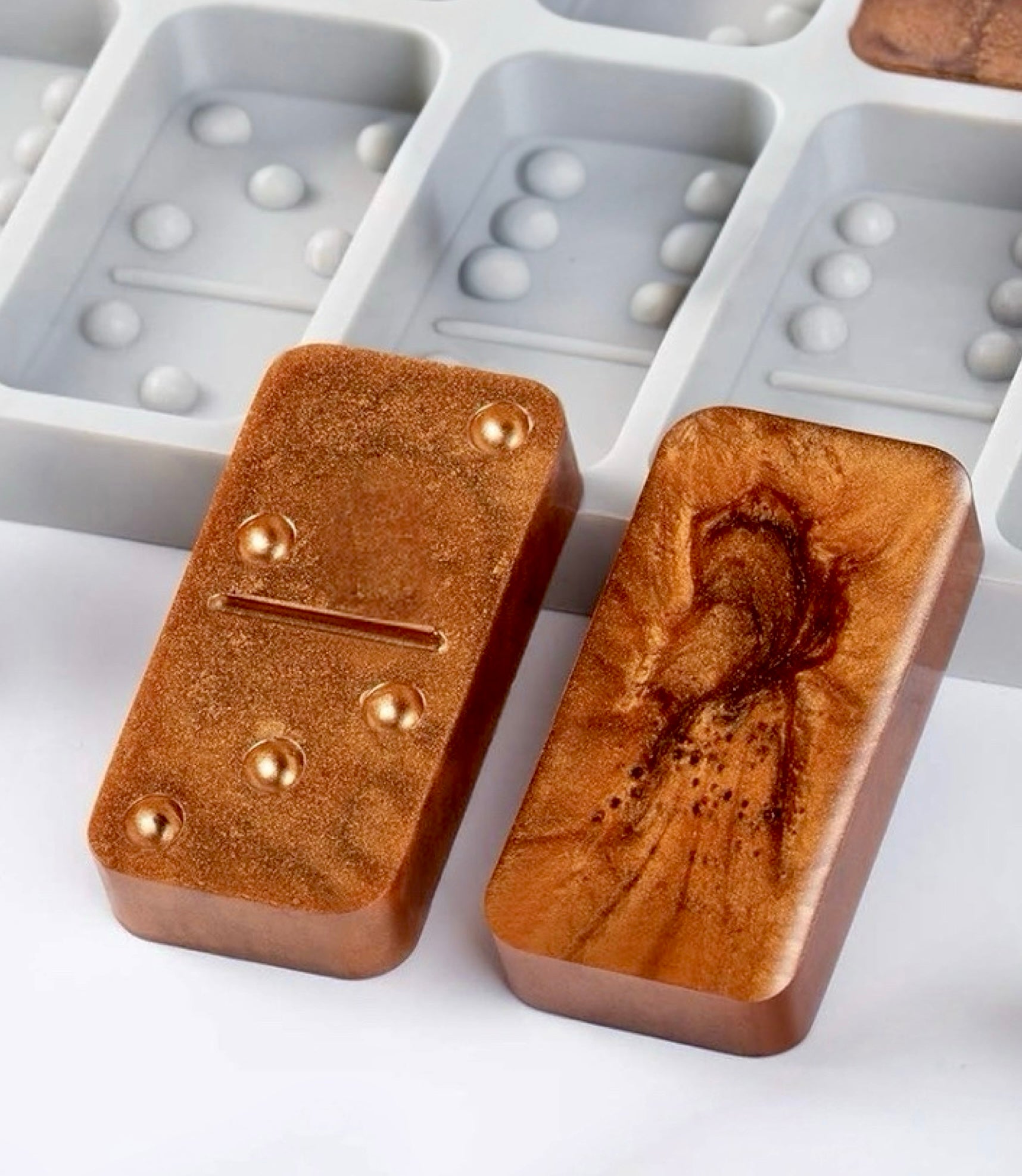 Traditional Round Dominoes